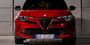 Alfta Romeos Milano byter nu namn till Junior.(Foto: Alfa Romeo)