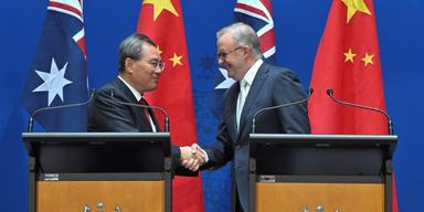 Australien fortsätter kritisera Kina