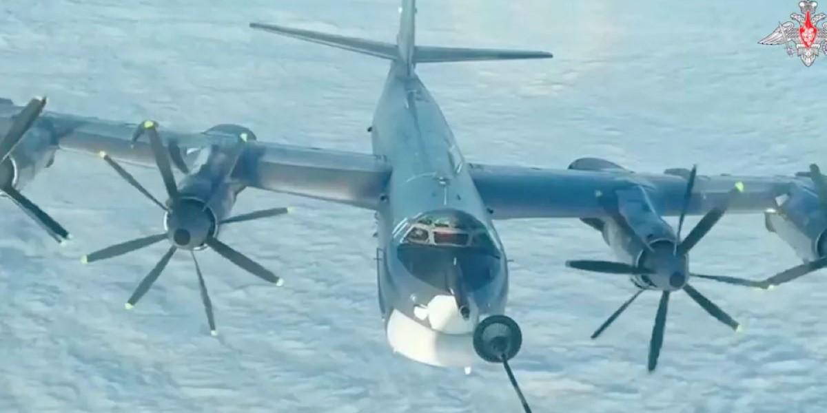 Ryska och kinesiska bombplan övar tillsammans över Alaska