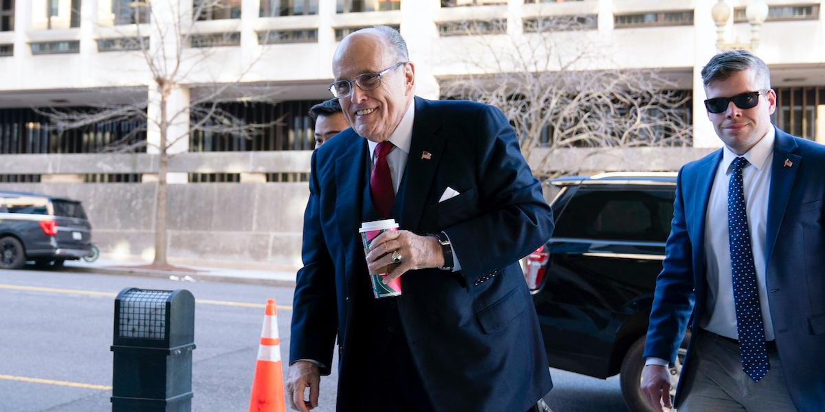 Efter konkurs: Gömmer sig Giuliani bakom fasaden av en åldrad, vinglig man?