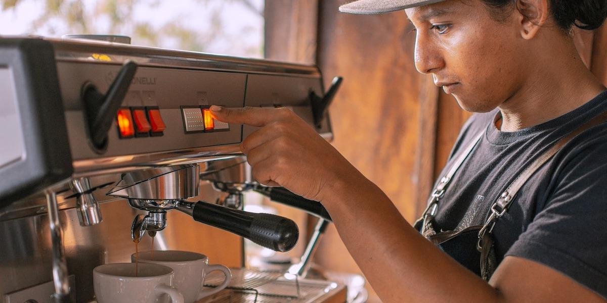 En kaffe på stan mellan dina jobbmöten? Inte om den här företagaren får råda.