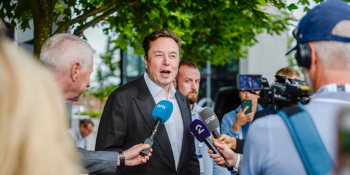 Elon Musk är en som säger sig köra på periodisk fasta