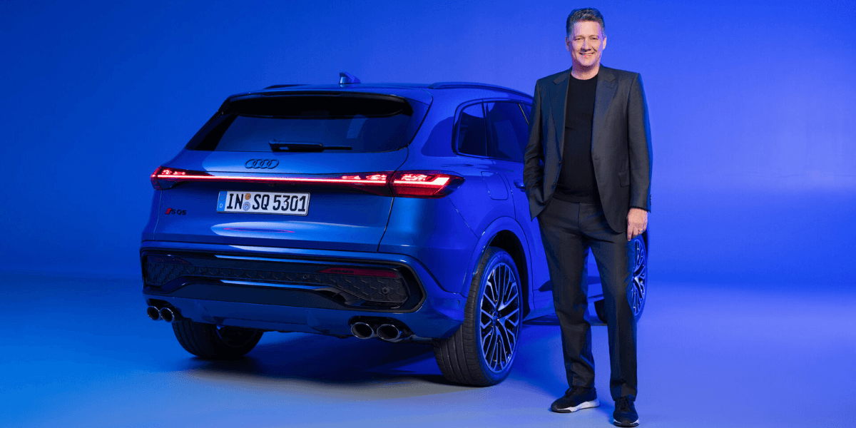 Audi ceo Gernot Döllner står stolt framför nya SQ5. (Foto: Audi)