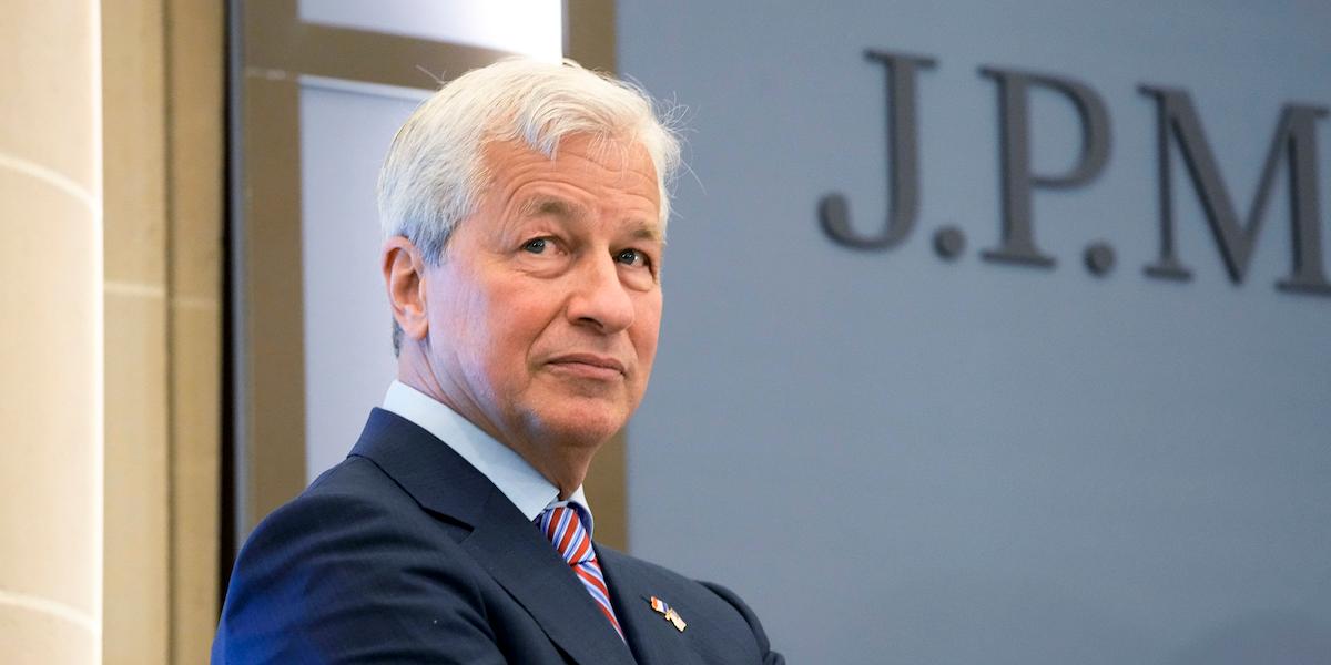 Jamie Dimon ska "få Washington, D.C. att gå tillbaka till jobbet."