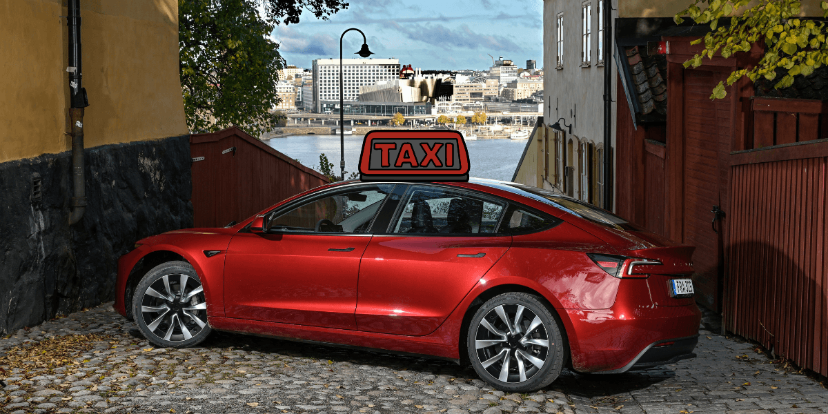 Tesla ska snart visa upp sin autonoma taxi och hypen är stor. (Foto: Anders Wiklund/TT)