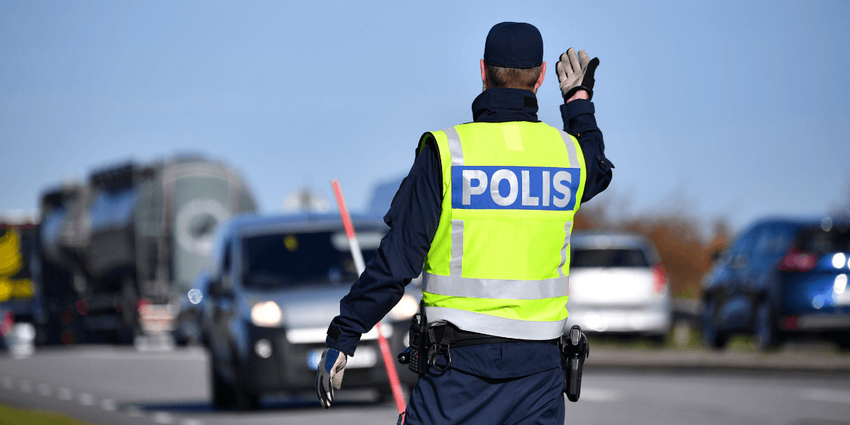 Sådana här stora stopp resulterar i många bra insatser av flera myndigheter. Här är listan på alla förseelser som bokfördes. (Foto: Johan Nilsson/TT)