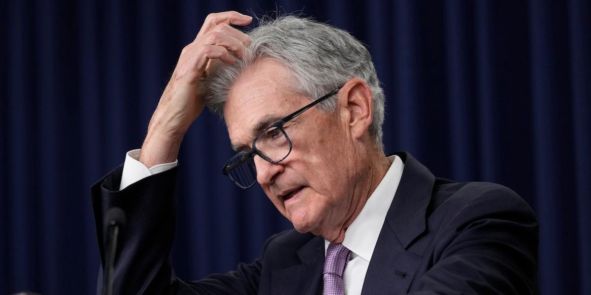 Jerome Powell ordförande för USA:s centralbank Federal Reserve. Det är pressat läge för centralbanker världen över.