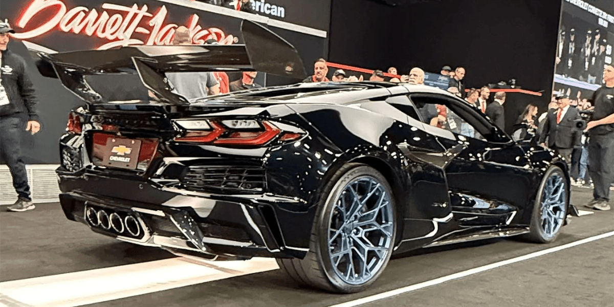 Här är alltså den första C8 Corvette ZR1 som såldes för 40 miljoner kronor. (Foto: Barrett-Jackson)