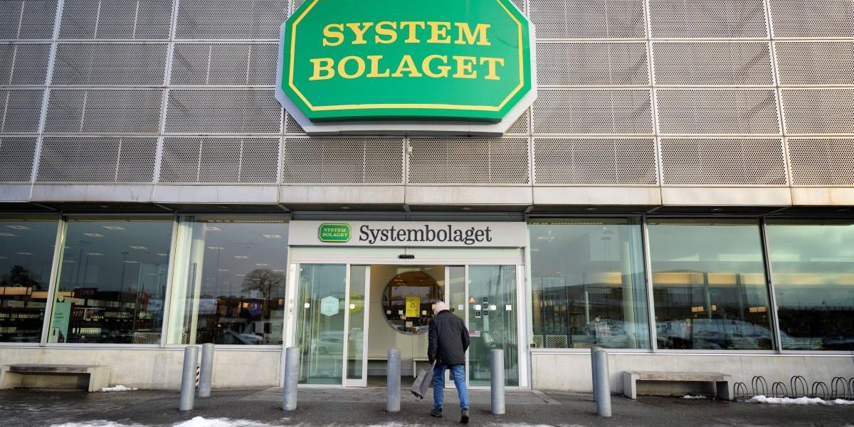 Systembolaget säljer mer men tjänar mest på en fastighetsaffär