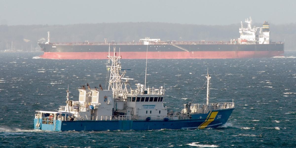 Europa skärper kontrollen av skuggflottan med hårdare inspektioner och nya sanktioner för att stoppa den illegala oljehandeln. (Foto: Johan Nilsson/TT)